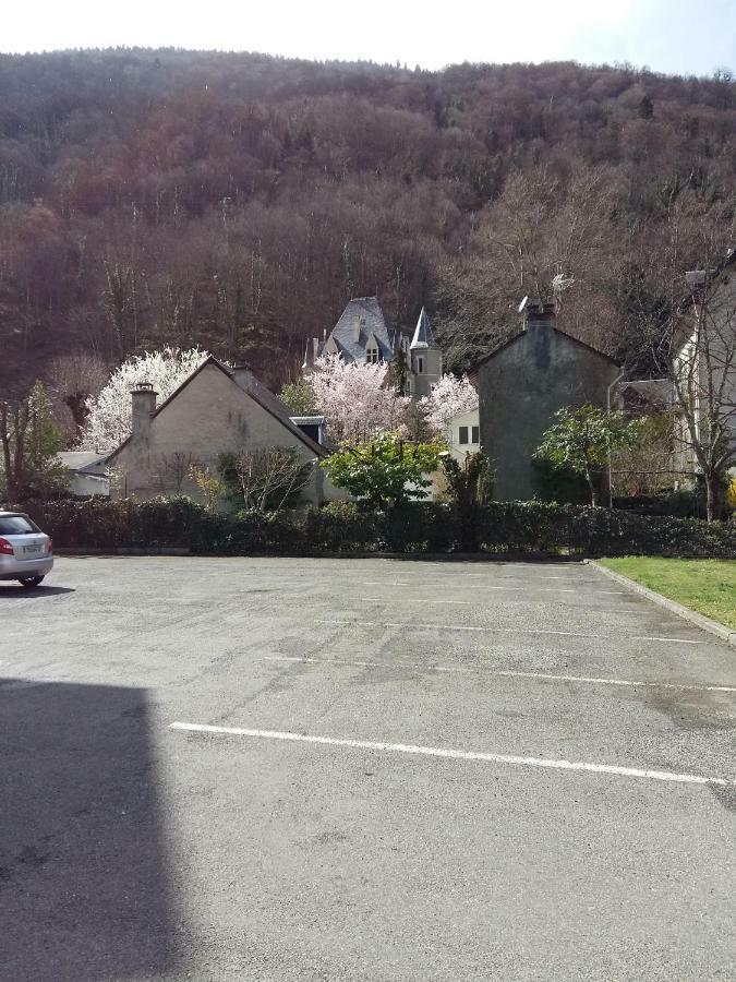 Appartement Duplex Bagneres-de-Luchon ภายนอก รูปภาพ